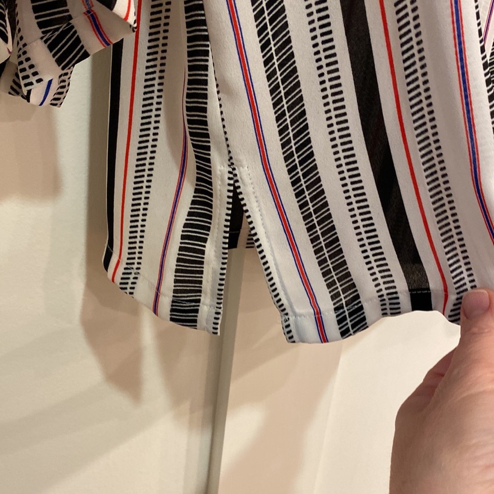 Blouse - Picture 7 of 8
